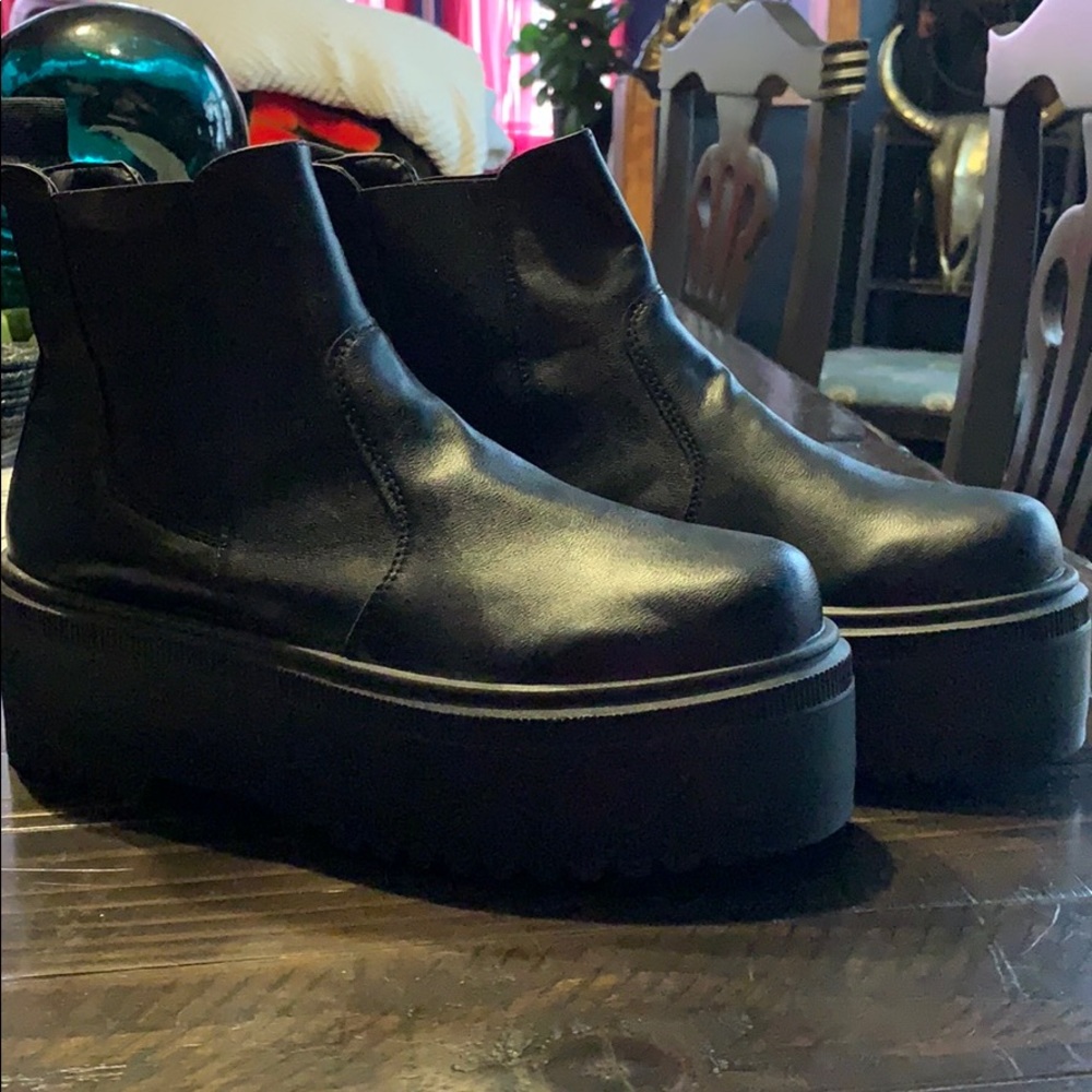 Platform booties
